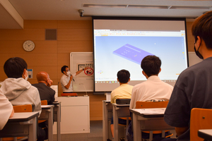 「近畿大学で寄付講座を実施しました」の画像