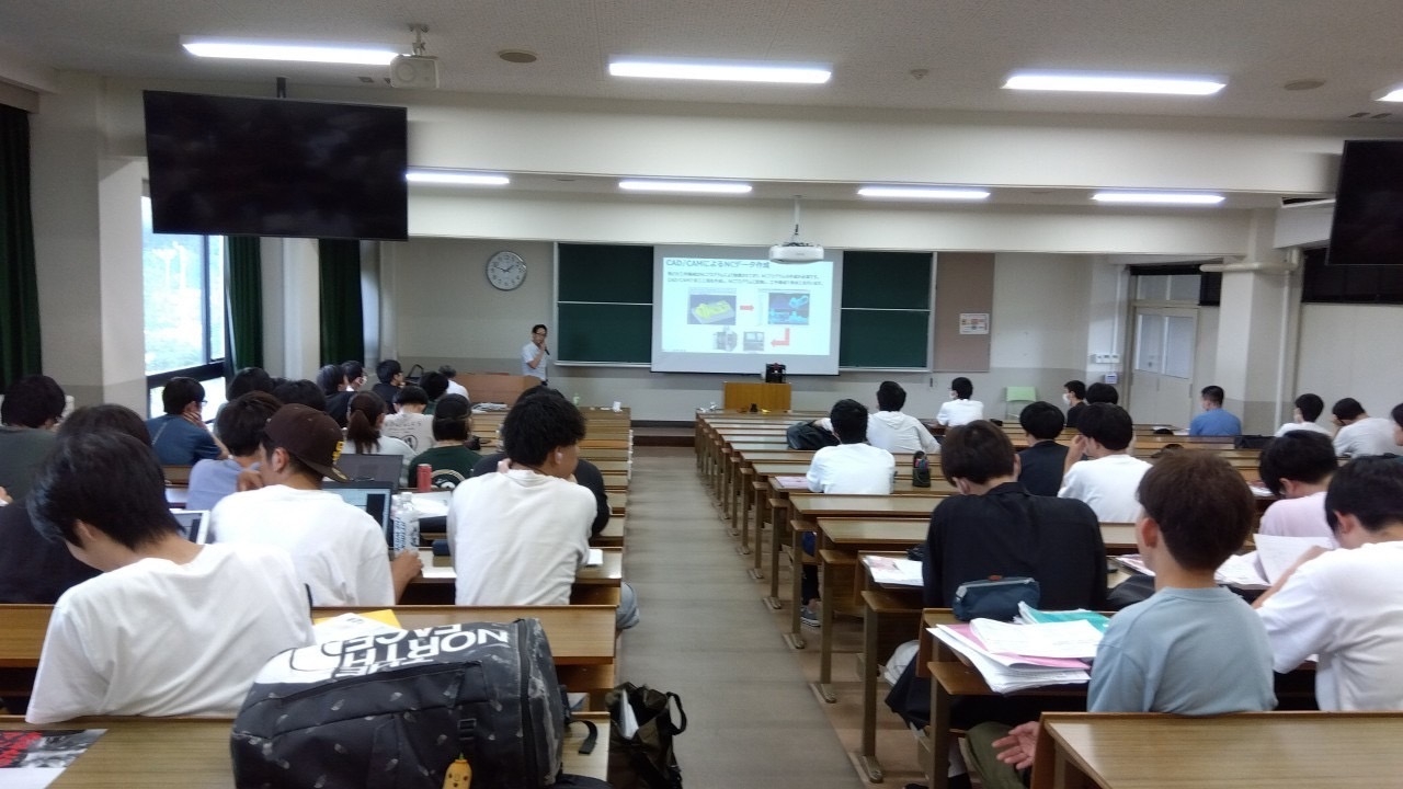 「近畿大学ロボティクス学科で寄付講座を実施しました」の画像